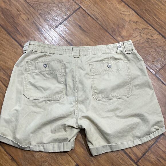 Levi’s Tan Khaki Color Rolled Hem Shorts Tonal Striped - Picture 13 of 14